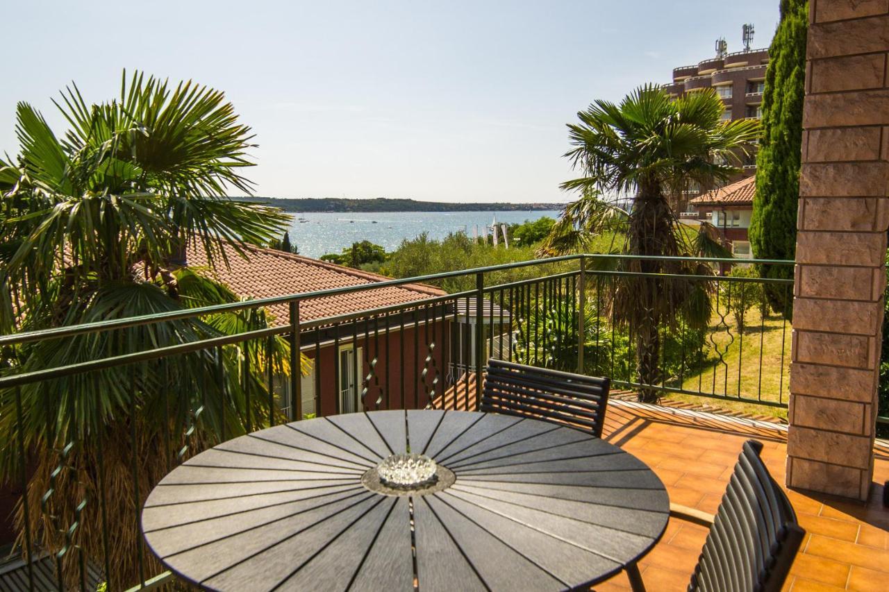 Apartments Sara 7, 8, 9 Portoroz Bagian luar foto